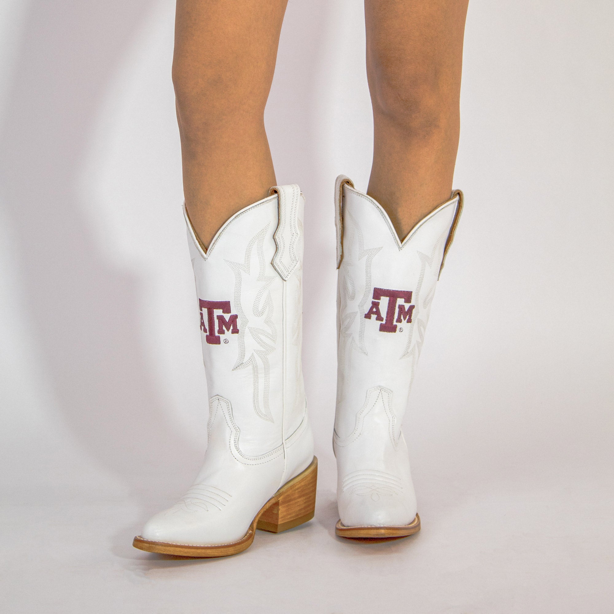 Women's Texas A&M Aggies All White Pointed Toe Cowgirl Boots Leighton Vaccari University