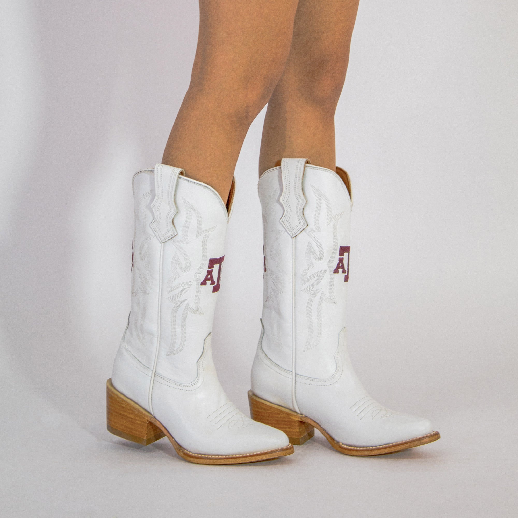 Women's Texas A&M Aggies All White Pointed Toe Cowgirl Boots Leighton Vaccari University