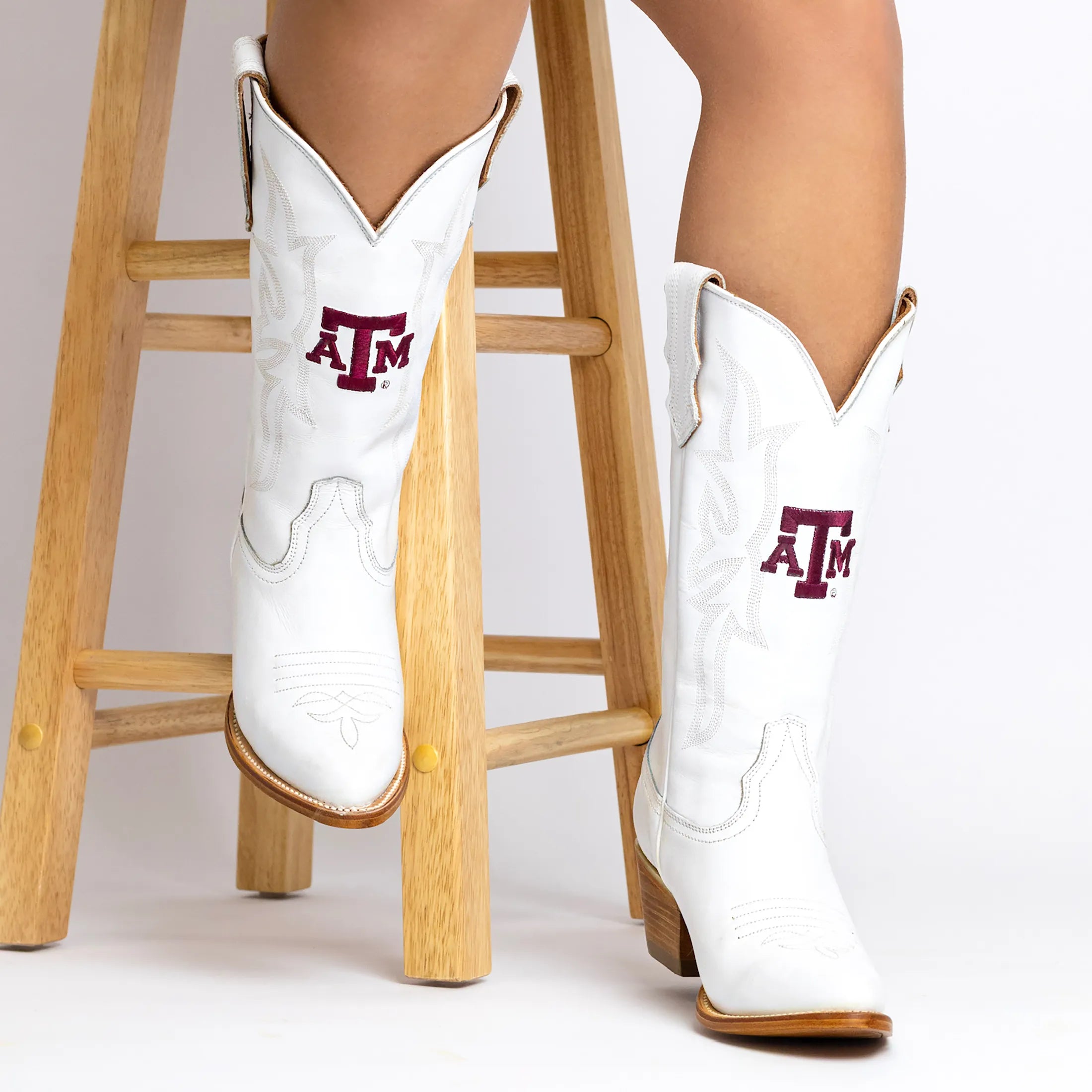 Women's Texas A&M Aggies All White Pointed Toe Cowgirl Boots Leighton Vaccari University