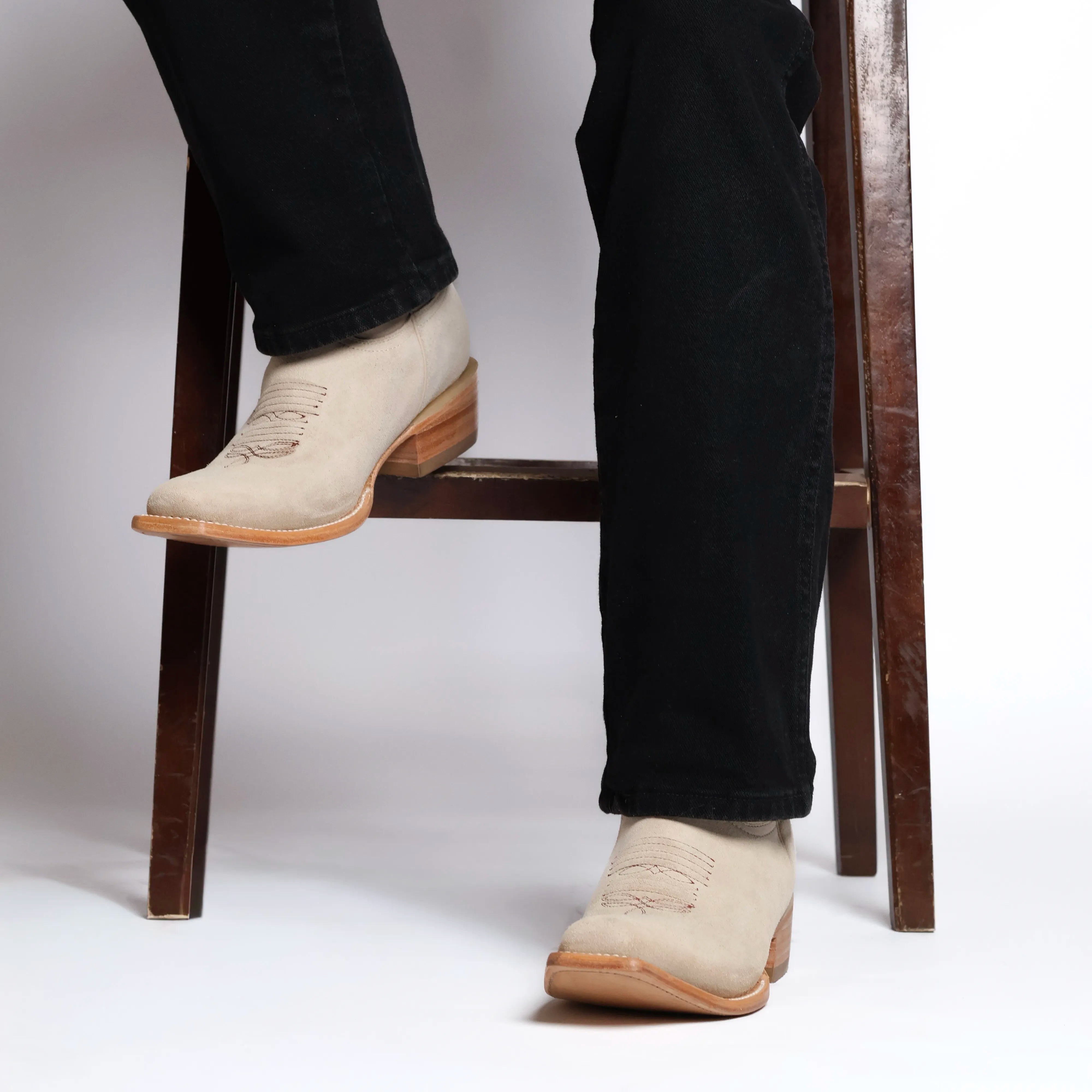Men's Full Ivory Suede JW Toe Cowboy Boots by Vaccari