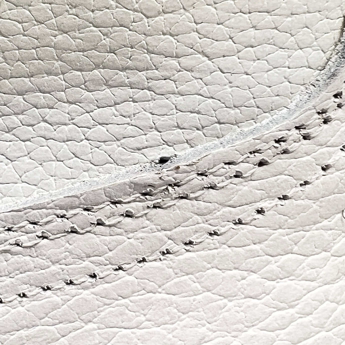 Women's Louisiana State University Tigers All White Pointed Less Than Prefect Cowgirl Boots Leighton by Vaccari