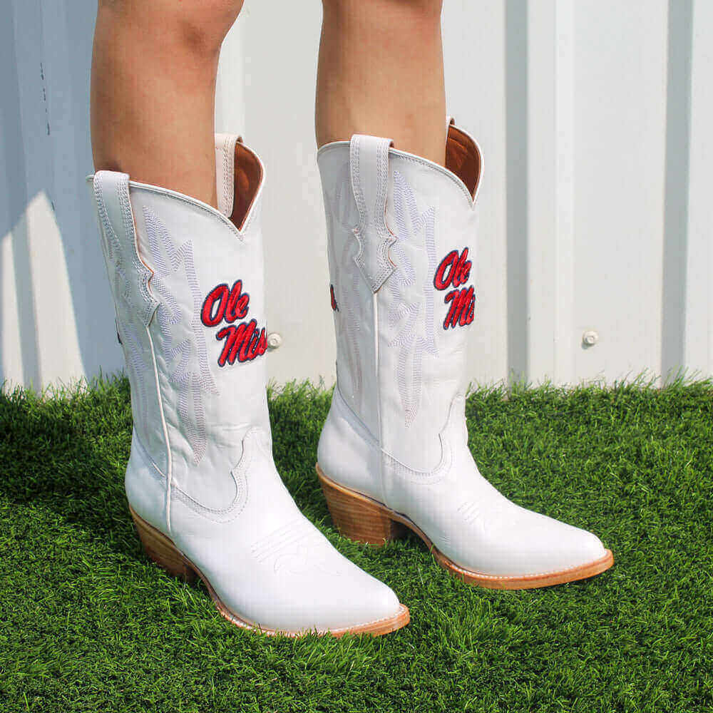University of Mississippi White Cowgirl Boots Leighton by Vaccari University