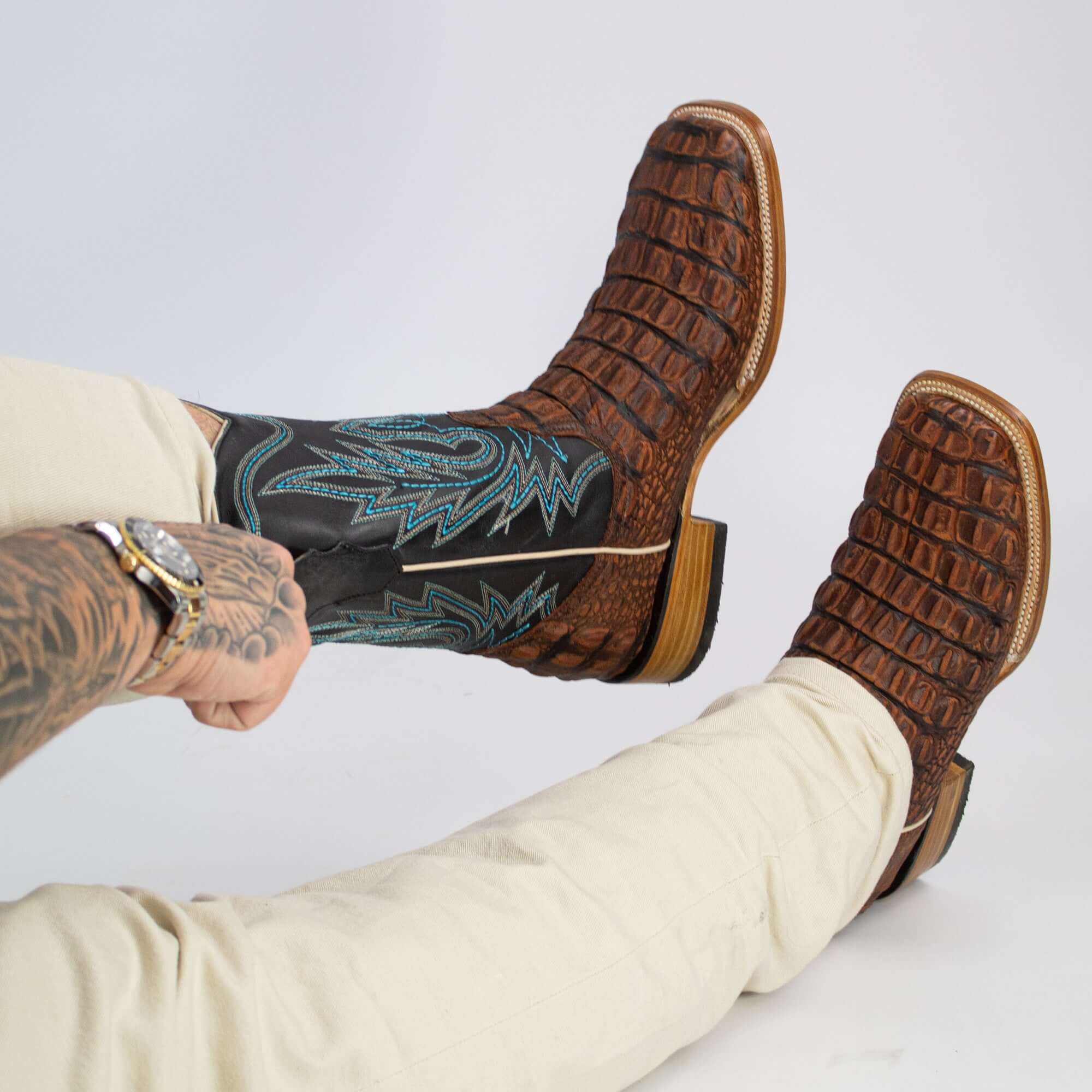 Men's Sherdon Alligator Hornback Print Cowboy Boots Wade by Vaccari Core