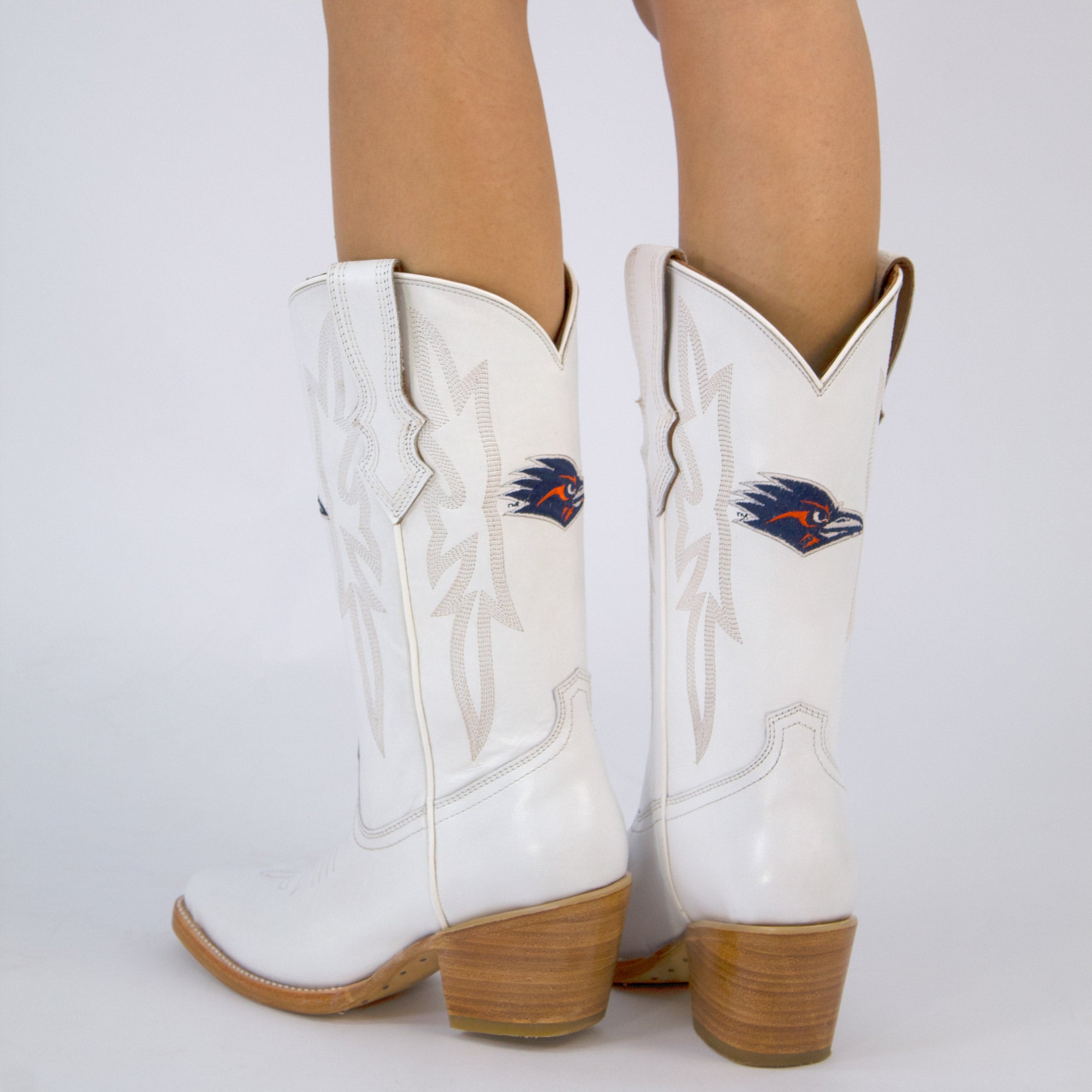 Women's UTSA All White Pointed Toe Cowgirl Boots Leighton Vaccari University