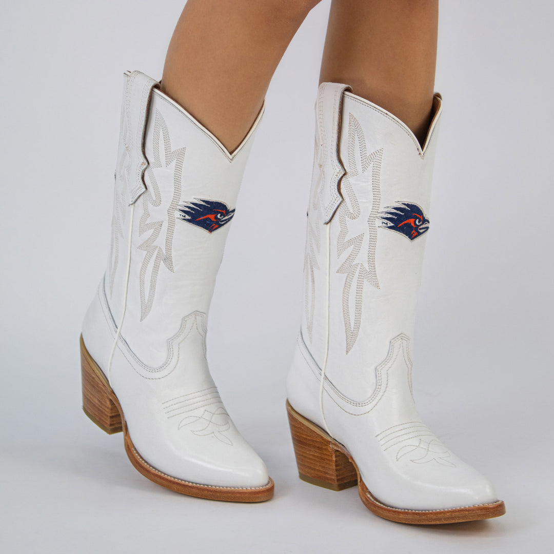 Women's UTSA All White Pointed Toe Cowgirl Boots Leighton Vaccari University