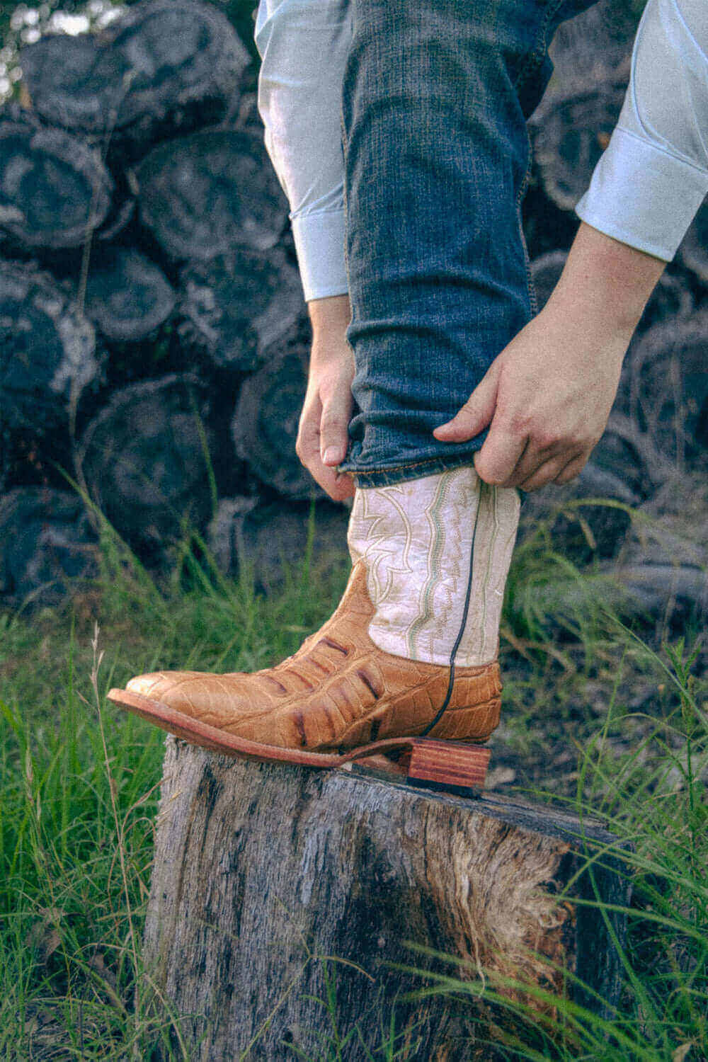 Tan American Alligator Men's Cowboy Boots Zion by Vaccari Core