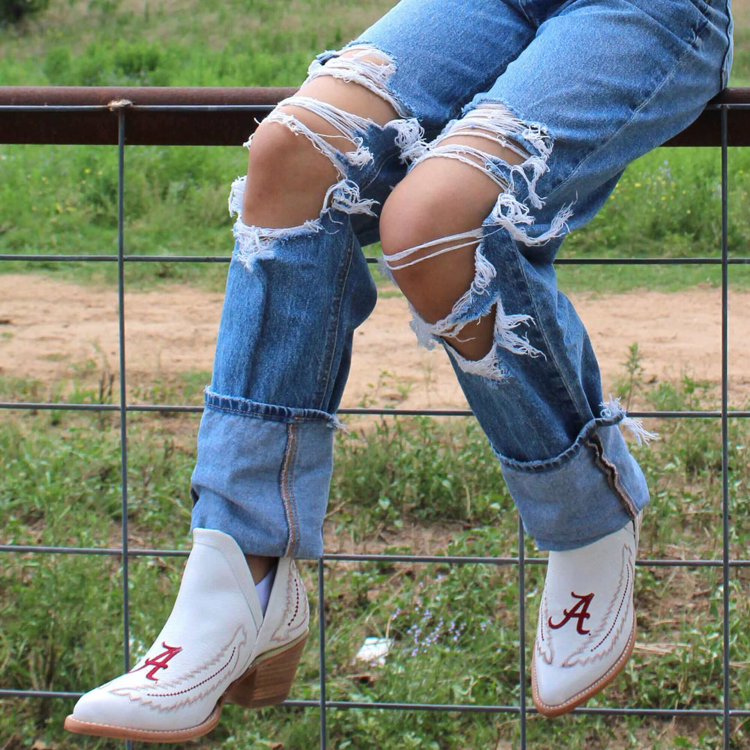 Women's University of Alabama White Pointed Toe Boots by Vaccari