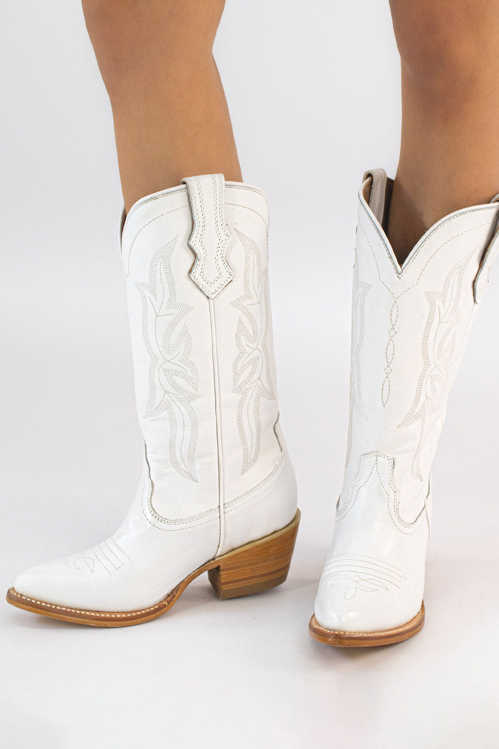 Women's White Cowgirl Boots Quinn by Vaccari Core