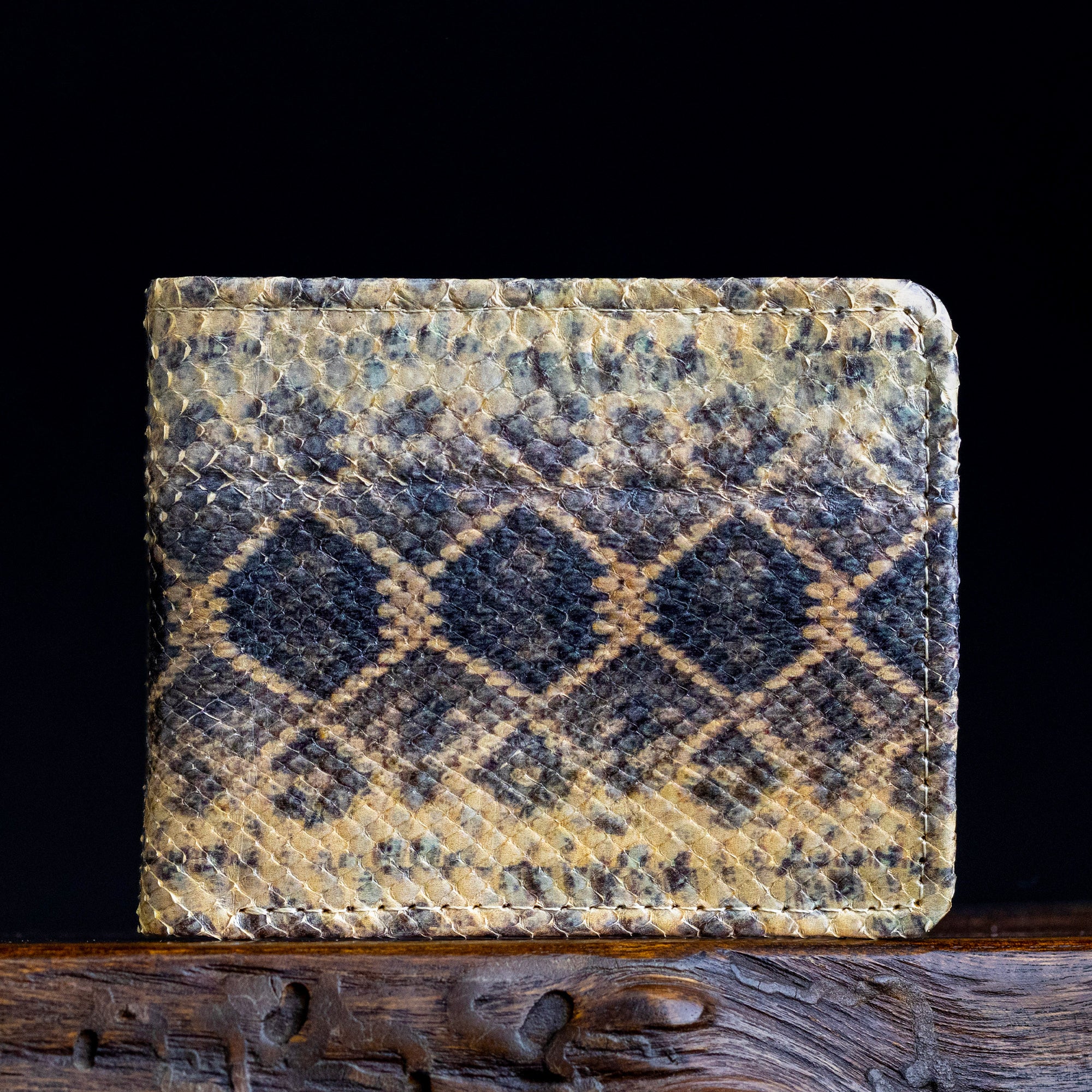 Men's Natural Rattlesnake Imprint Python Billfold Wallet