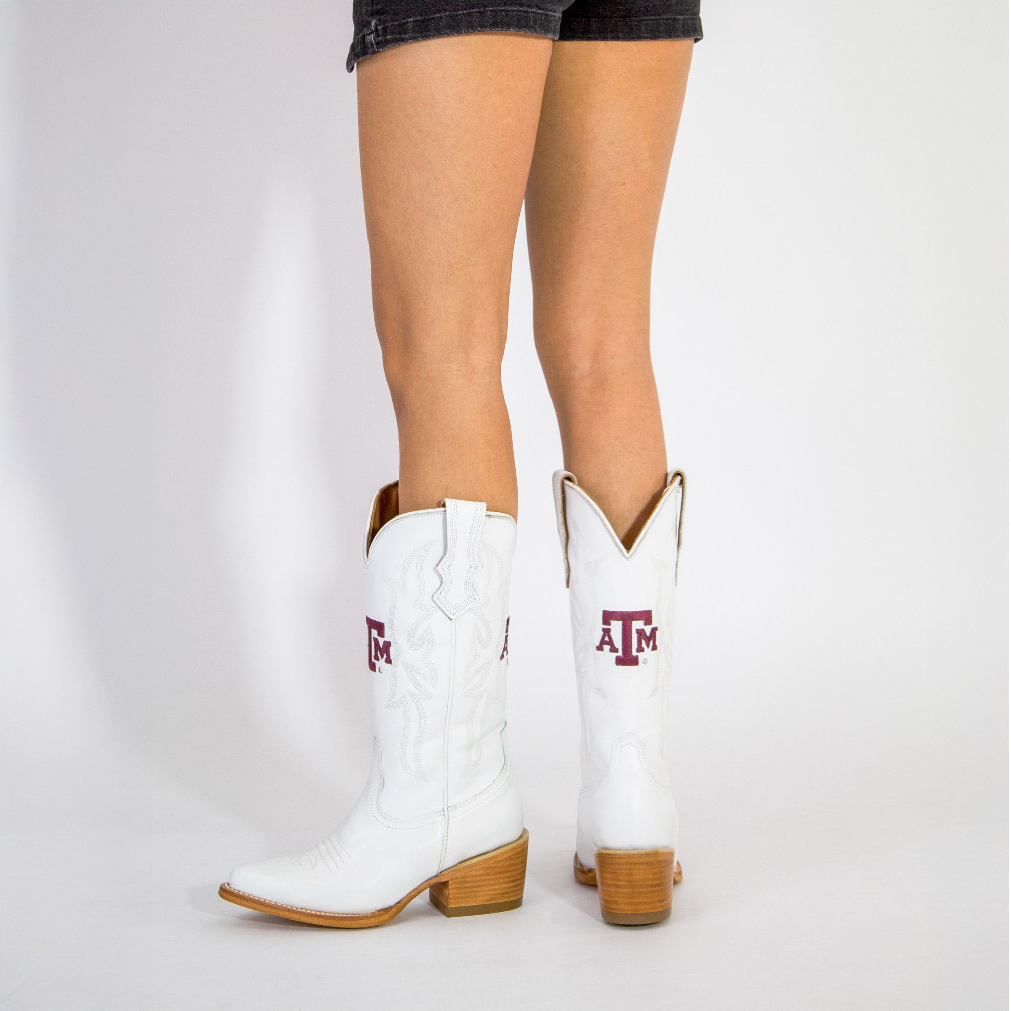 Women's Texas A&M Aggies All White Pointed Toe Cowgirl Boots Leighton Vaccari University
