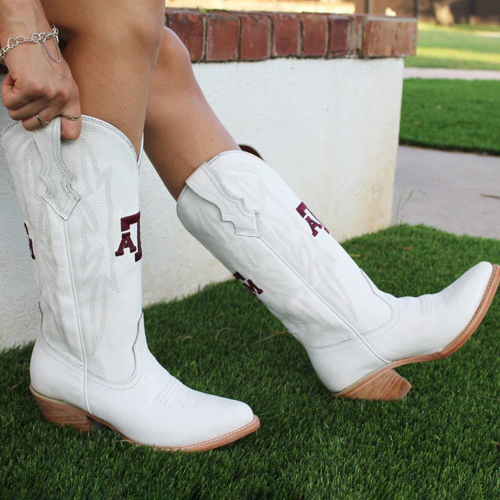 Women's Texas A&M Aggies All White Pointed Toe Cowgirl Boots Leighton Vaccari University