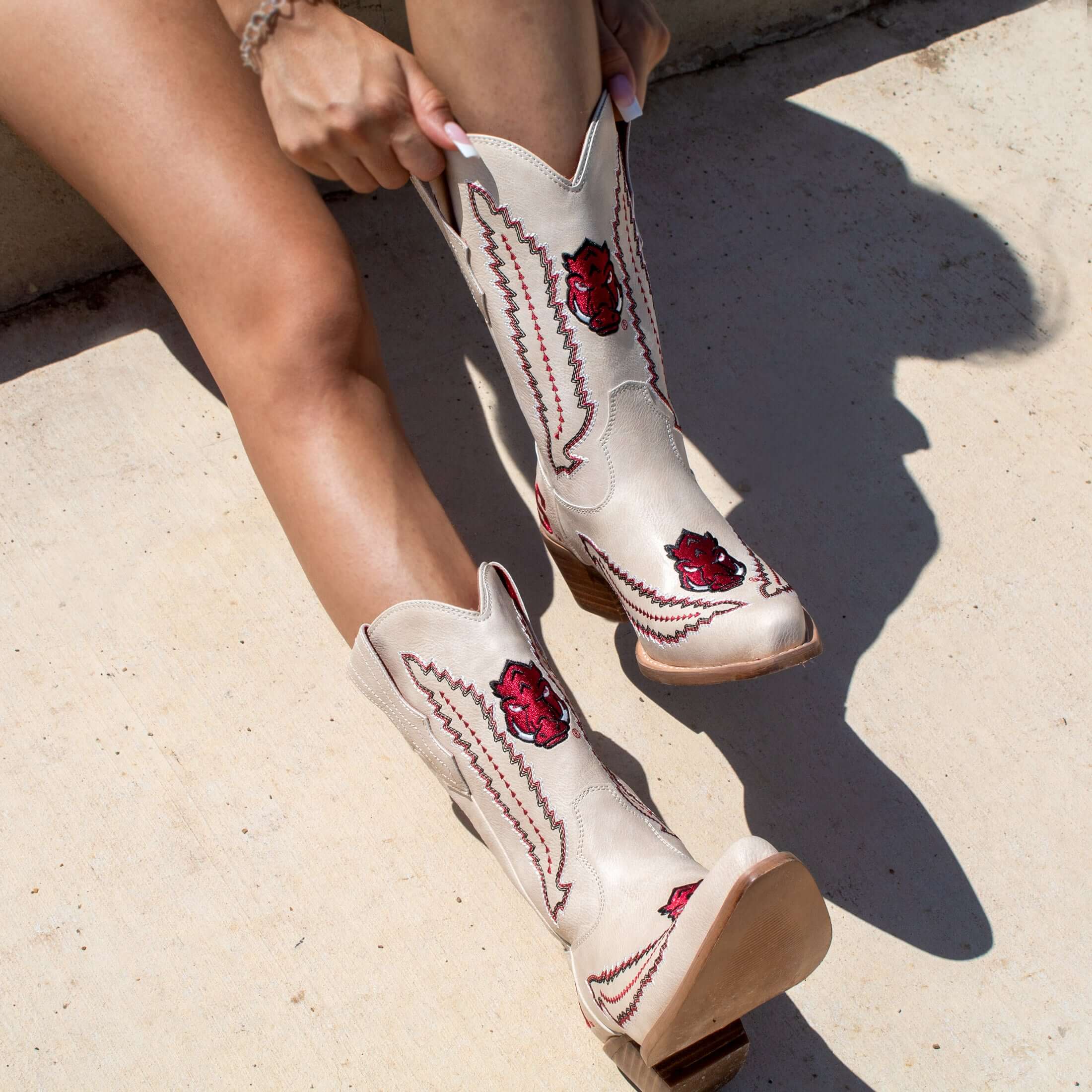 University of Arkansas Mimi Short Bone Boot By V By Vaccari