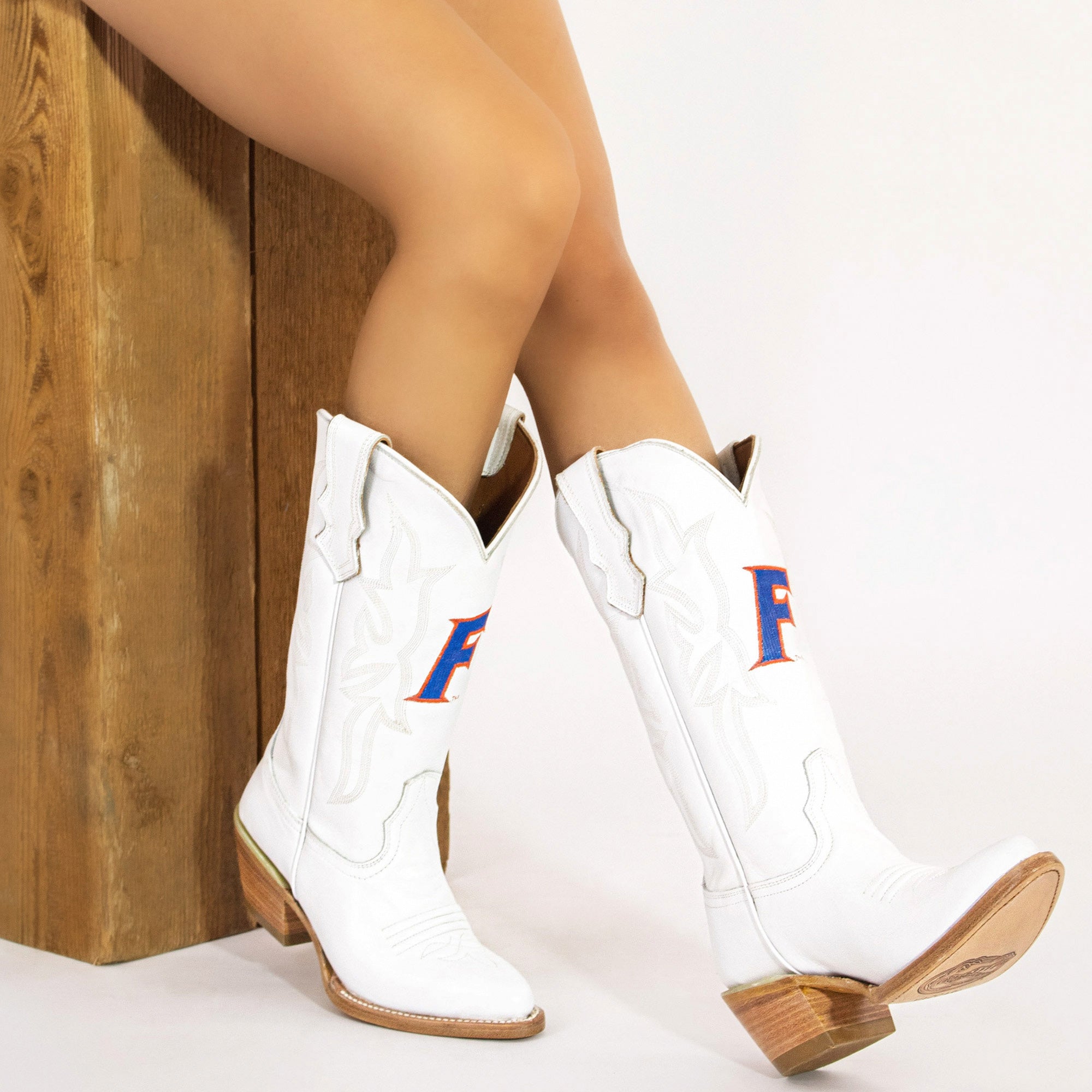 Women's University of Florida Gators All White Pointed Toe Cowgirl Boots Leighton by Vaccari