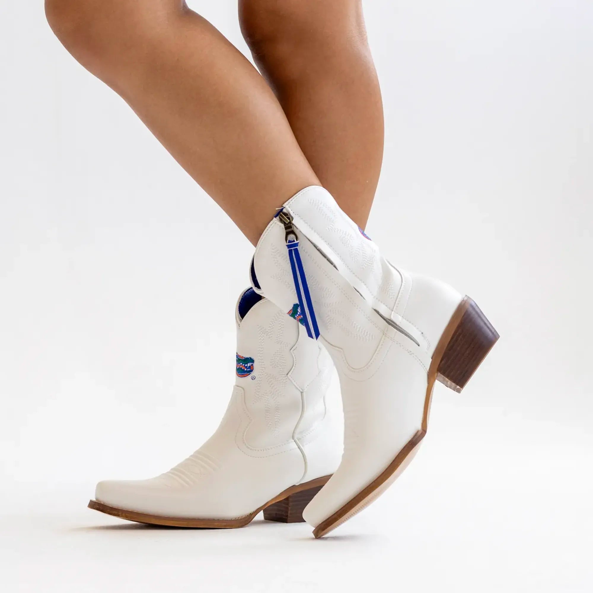 Women's University of Florida White Cowgirl Boots with Color Tassel Lynn by V by Vaccari