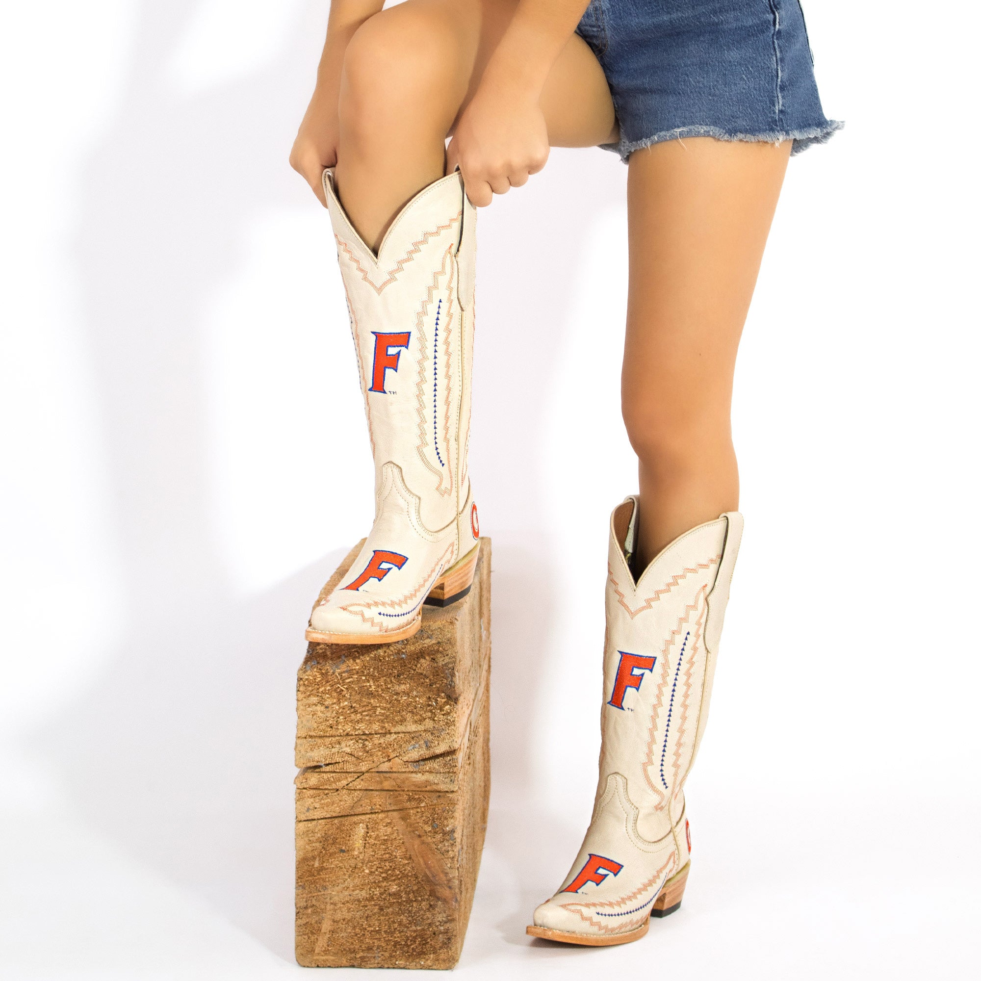 Women's University of Florida Gators Bone Leather Cowgirl Snip Toe Boots by Vaccari