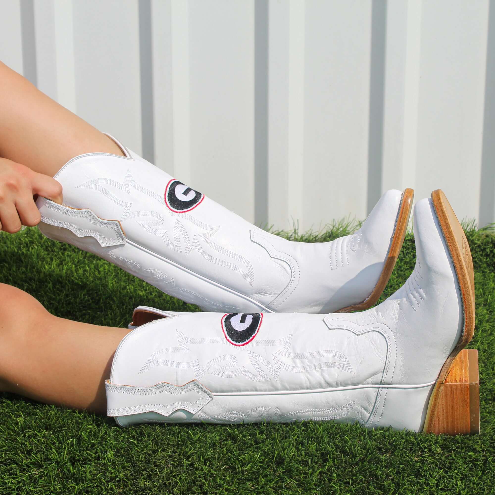 Women's University of Georgia All White Pointed Toe Cowgirl Boots Leighton by Vaccari University