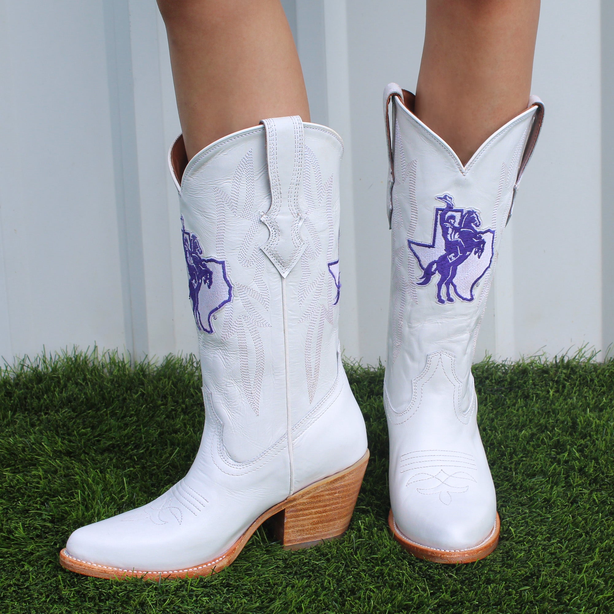 Women's Tarleton State University All White Pointed Toe Cowgirl Boots Leighton Vaccari University