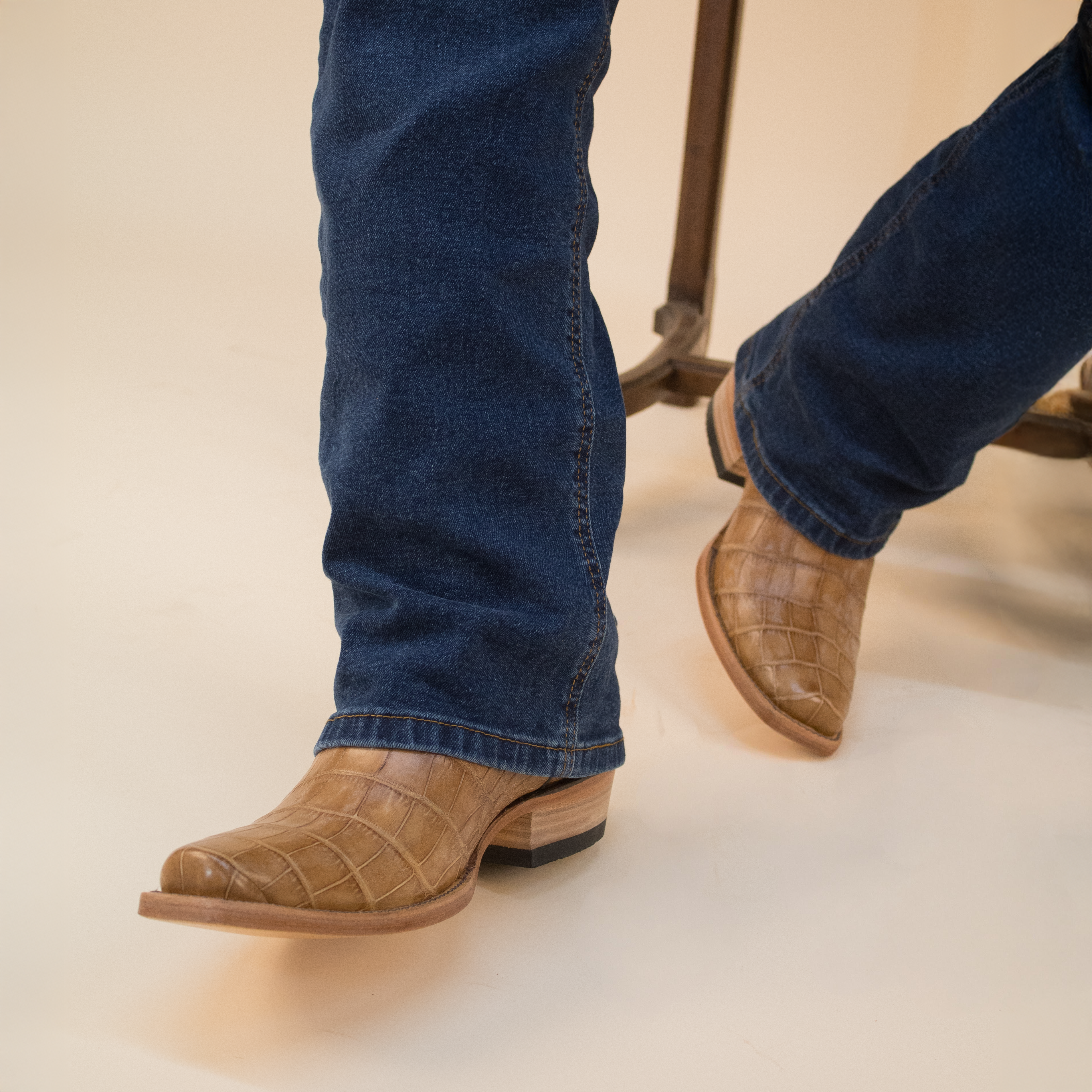 Men's University of Oklahoma Sooners Tan American Alligator Belly Cowboy Boots James by Vaccari #select-a-toe_jw