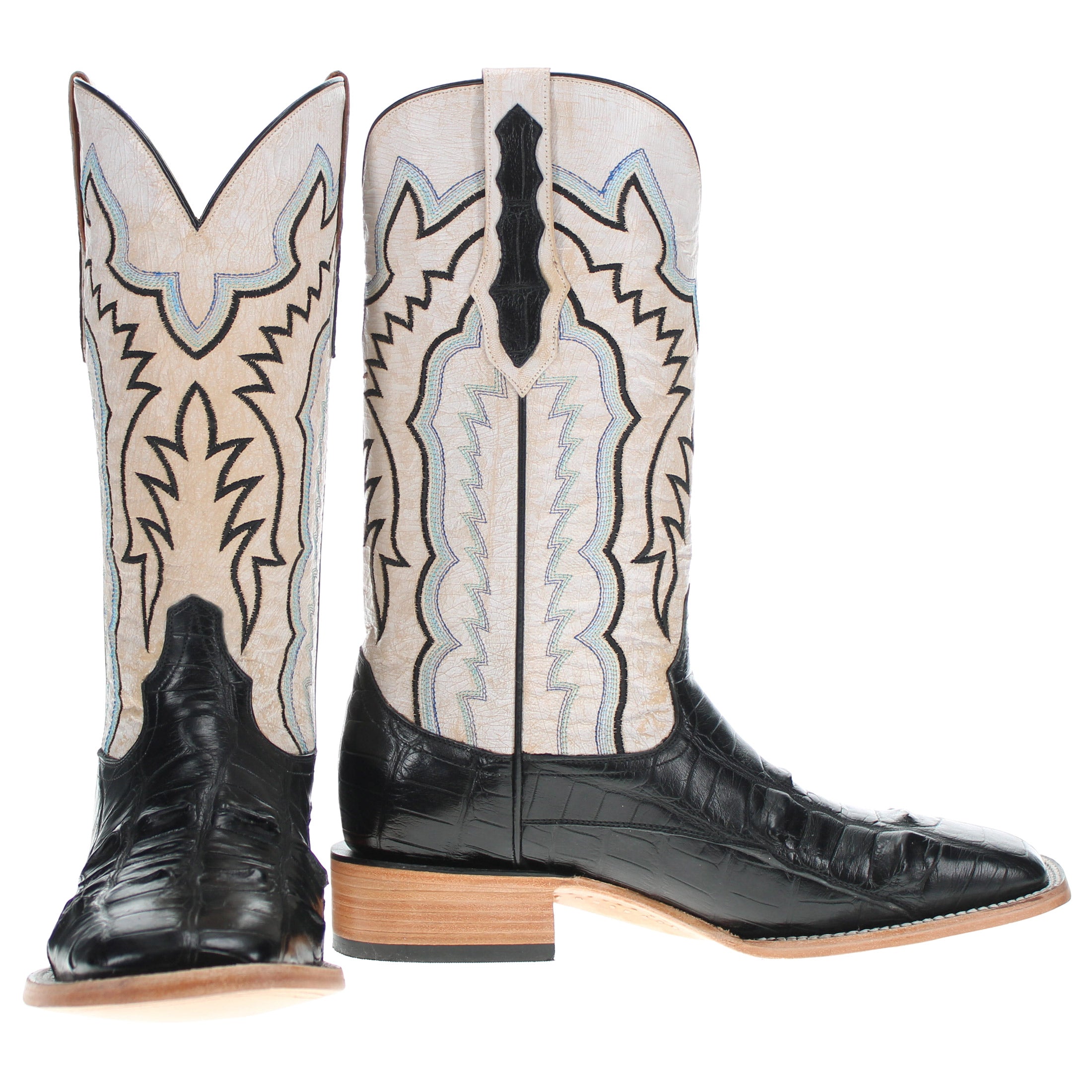 Headcut black American alligator leather cowboy boots with a broad square toe amde by Vaccari boots.