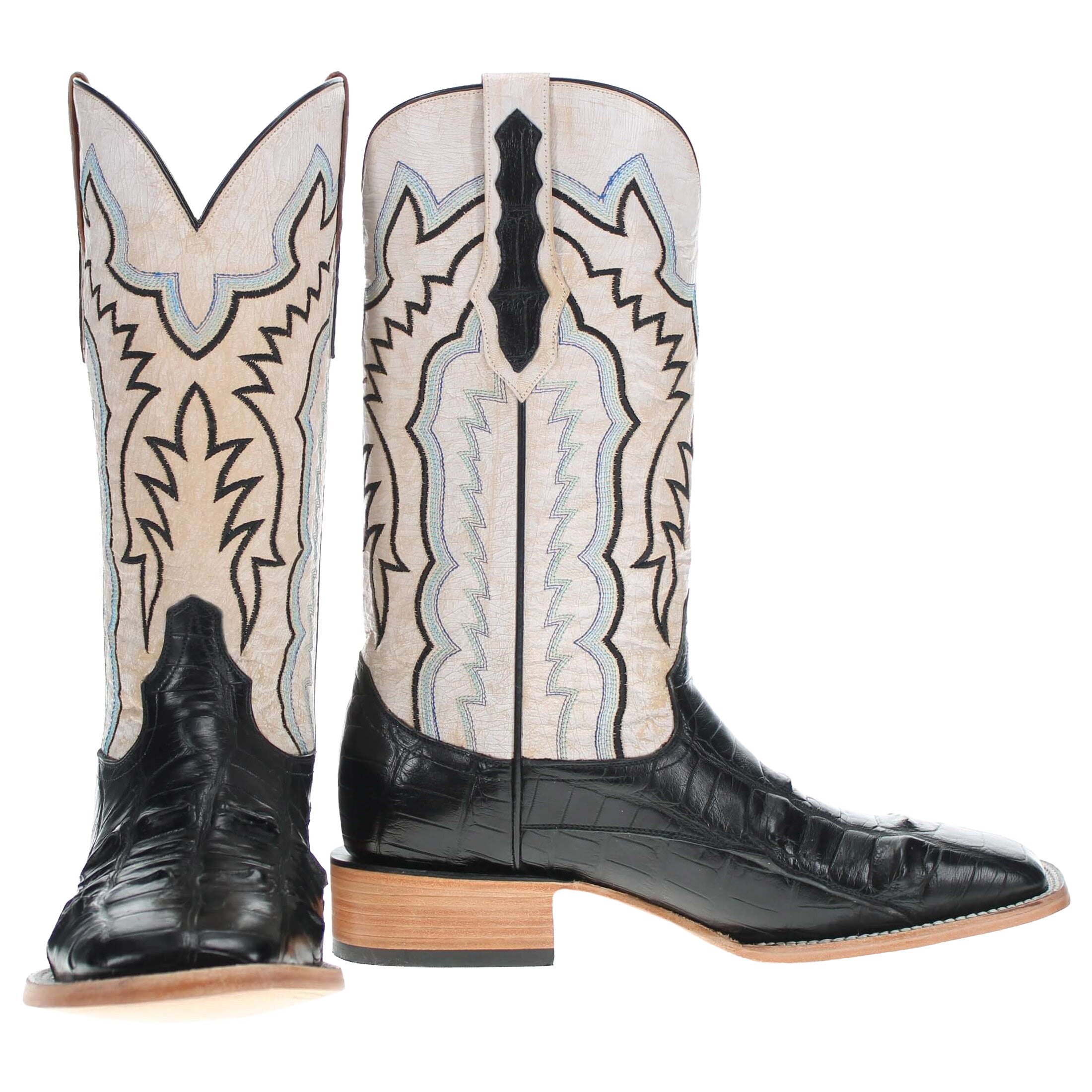 Headcut black American alligator leather cowboy boots with a broad square toe amde by Vaccari boots.