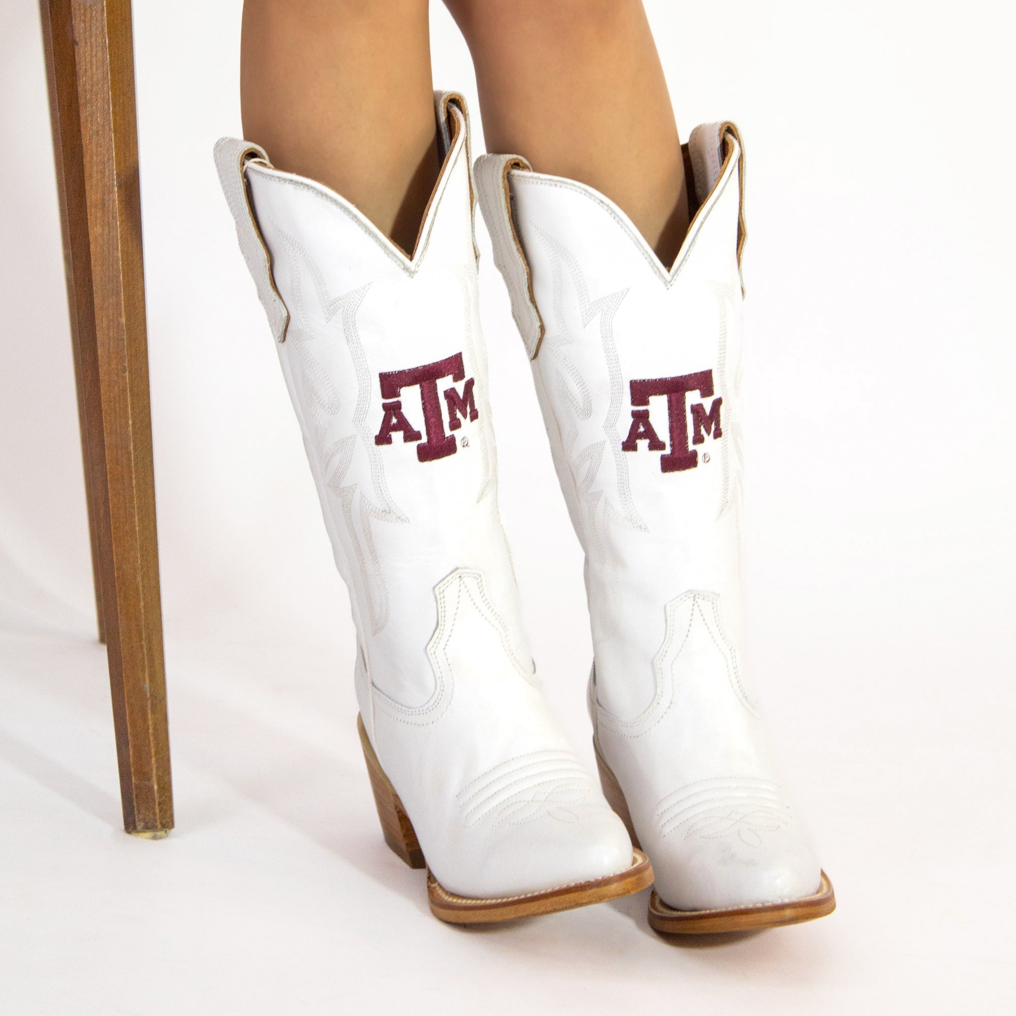 Women's Texas A&M Aggies All White Pointed Toe Cowgirl Boots Leighton Vaccari University