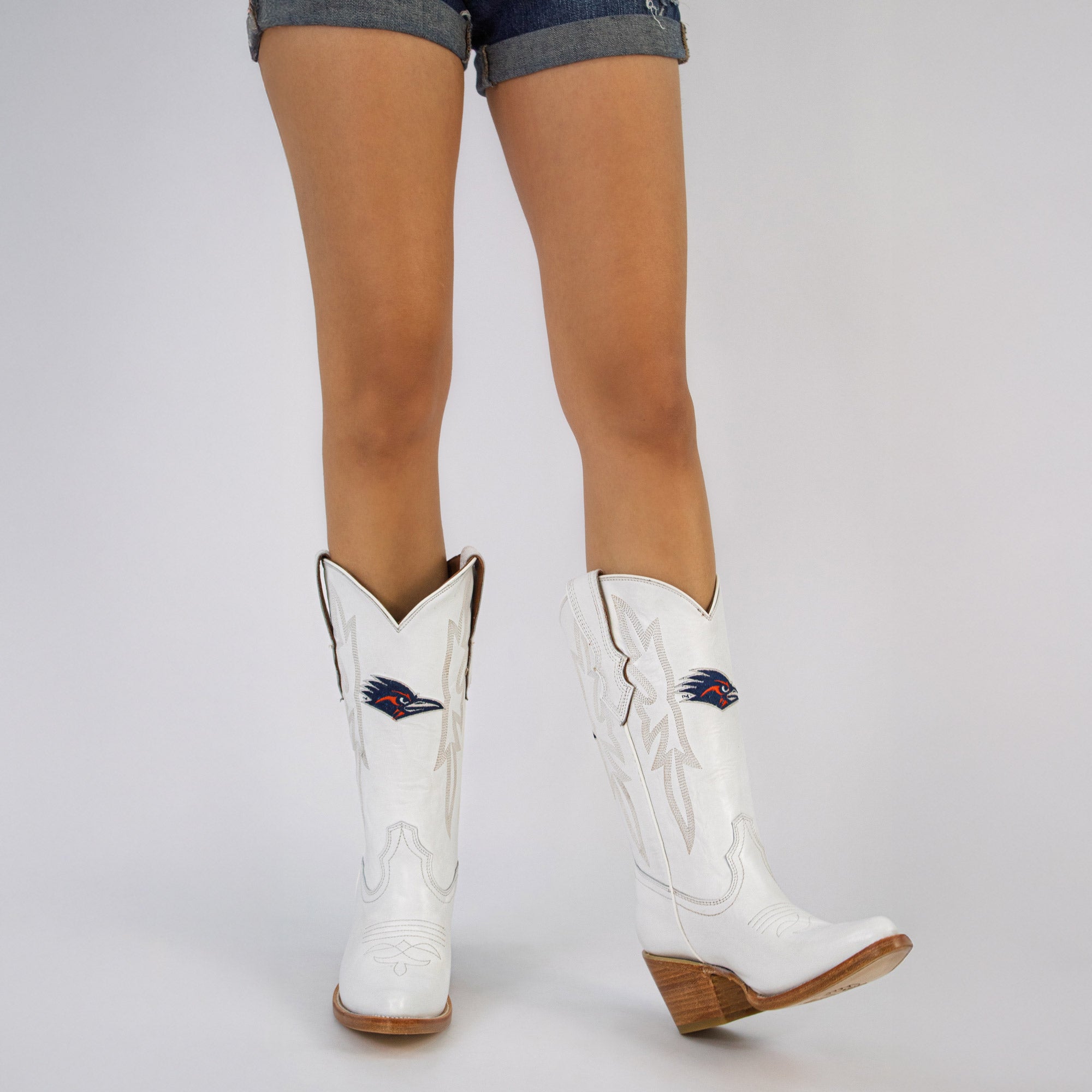 Women's UTSA All White Pointed Toe Cowgirl Boots Leighton Vaccari University