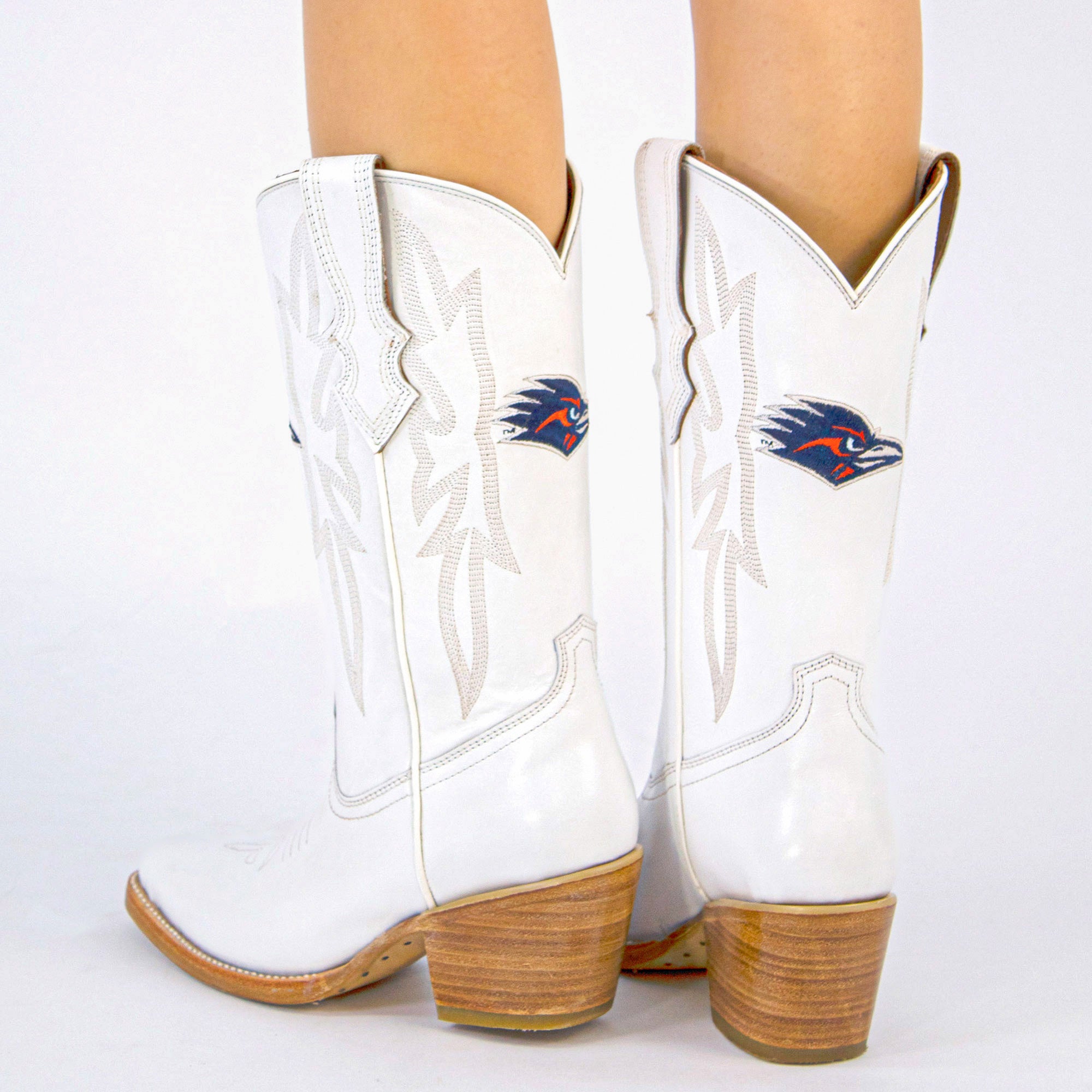 Women's UTSA All White Pointed Toe Cowgirl Boots Leighton Vaccari University