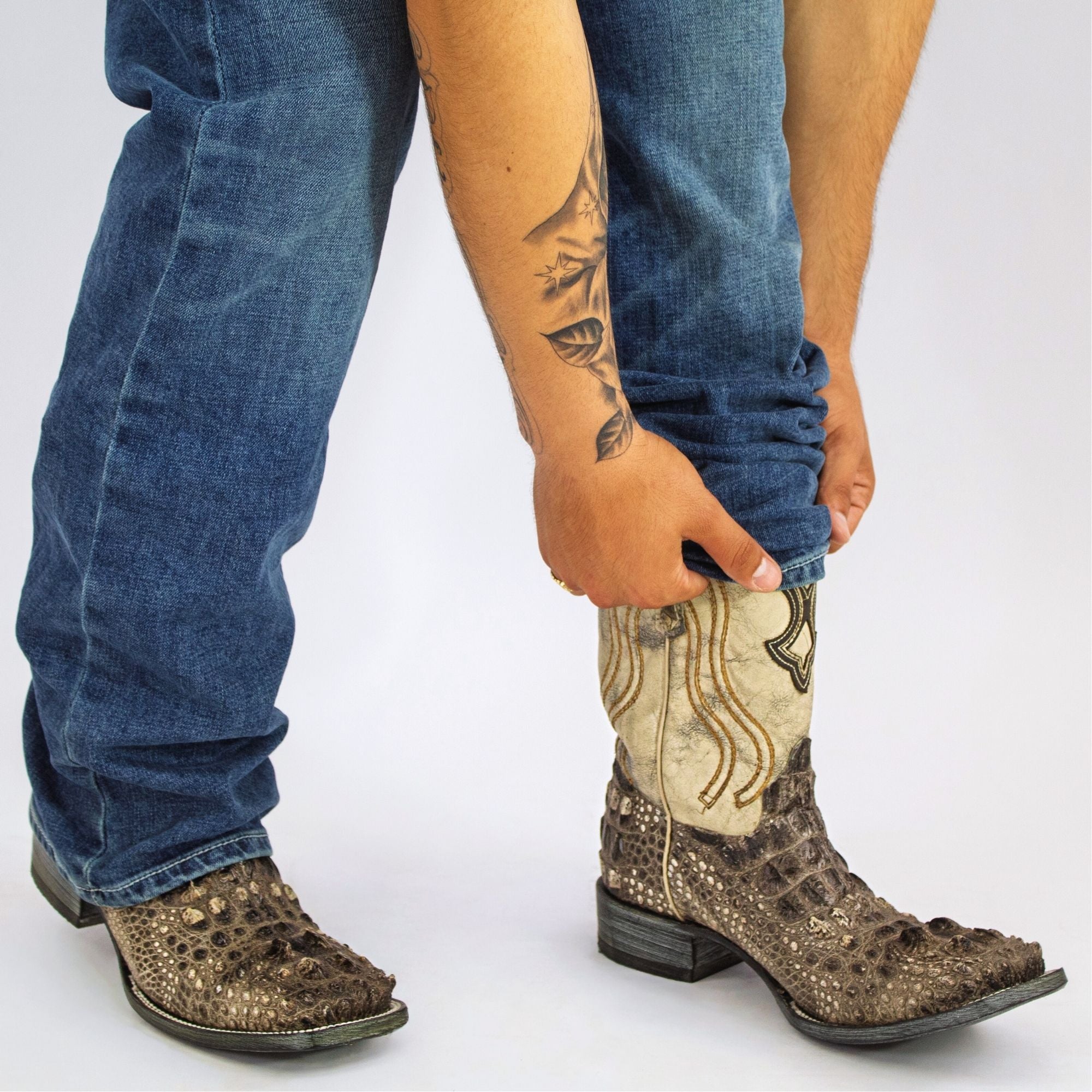 Men's Natural Hornback American Alligator Boots | Vaccari