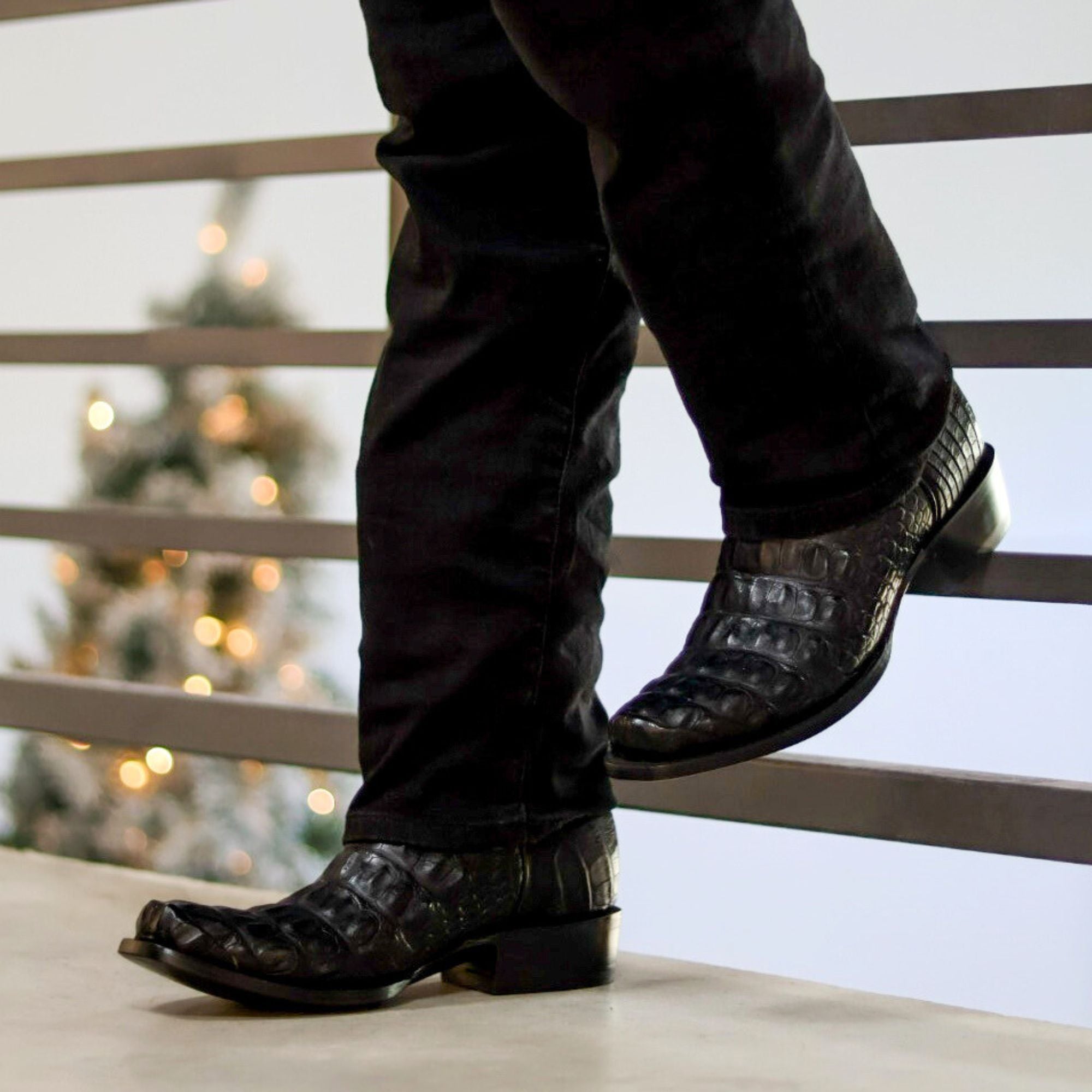 Men's Black Hornback American Alligator Boots | Vaccari