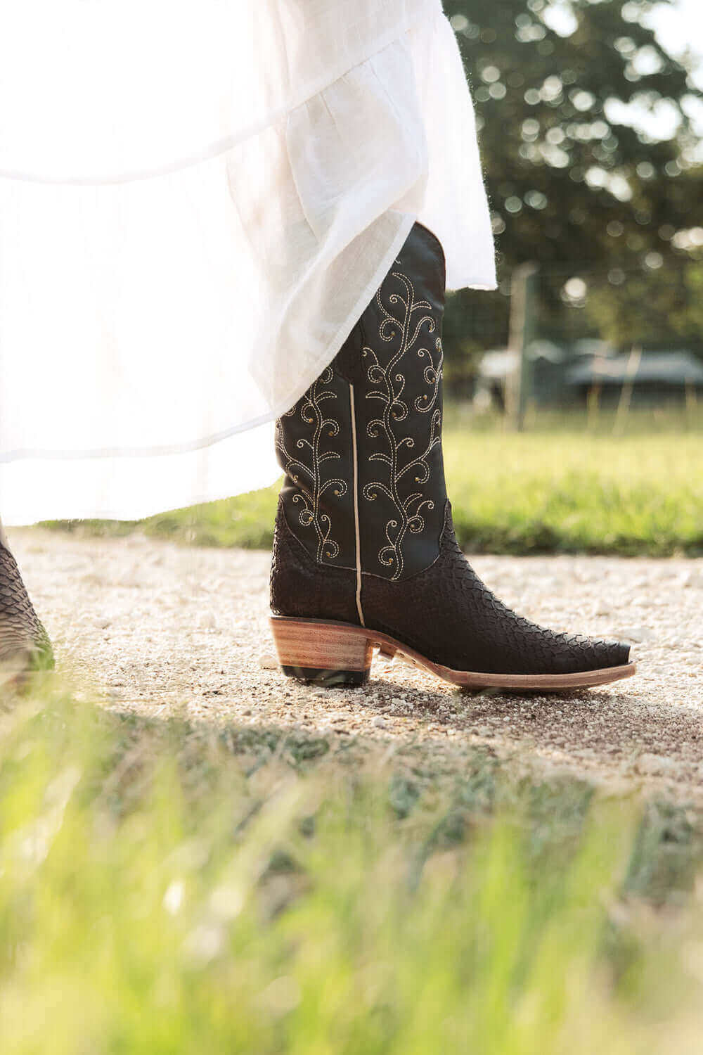 Mocha Python Women's Cowgirl Boots by Vaccari Core