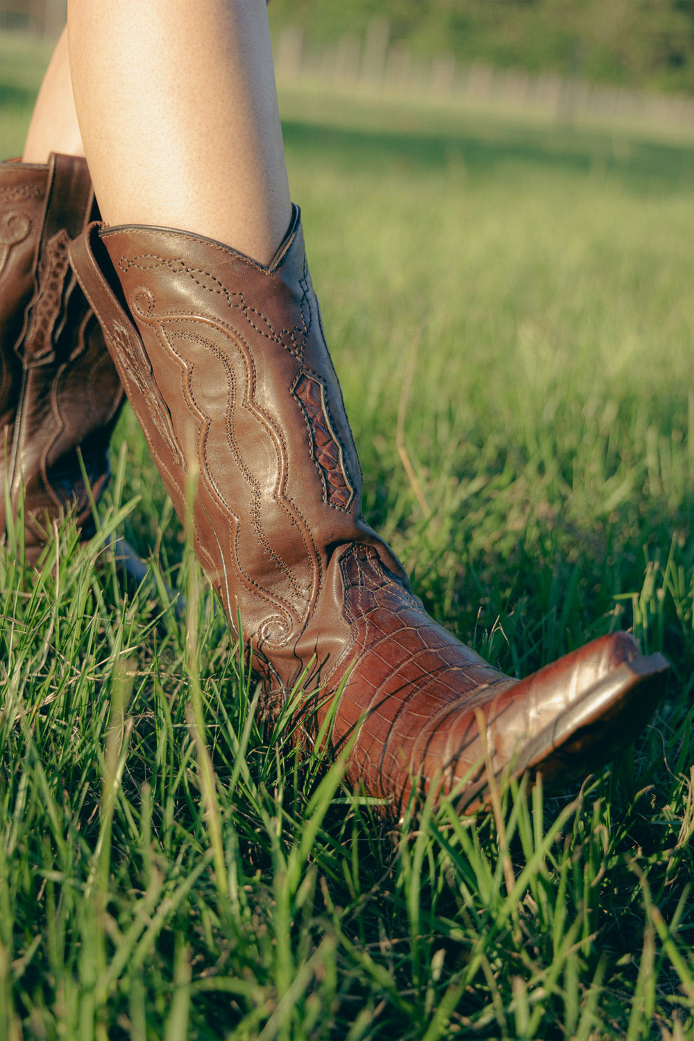 Mocha American Alligator Women's Cowgirl Boots Sophia by Vaccari Core