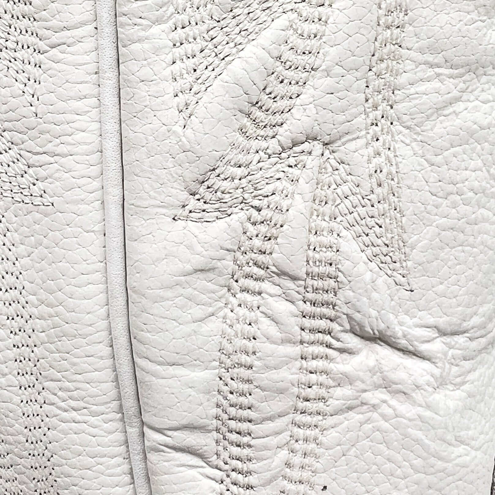 Women's Louisiana State University Tigers All White Pointed Less Than Prefect Cowgirl Boots Leighton by Vaccari