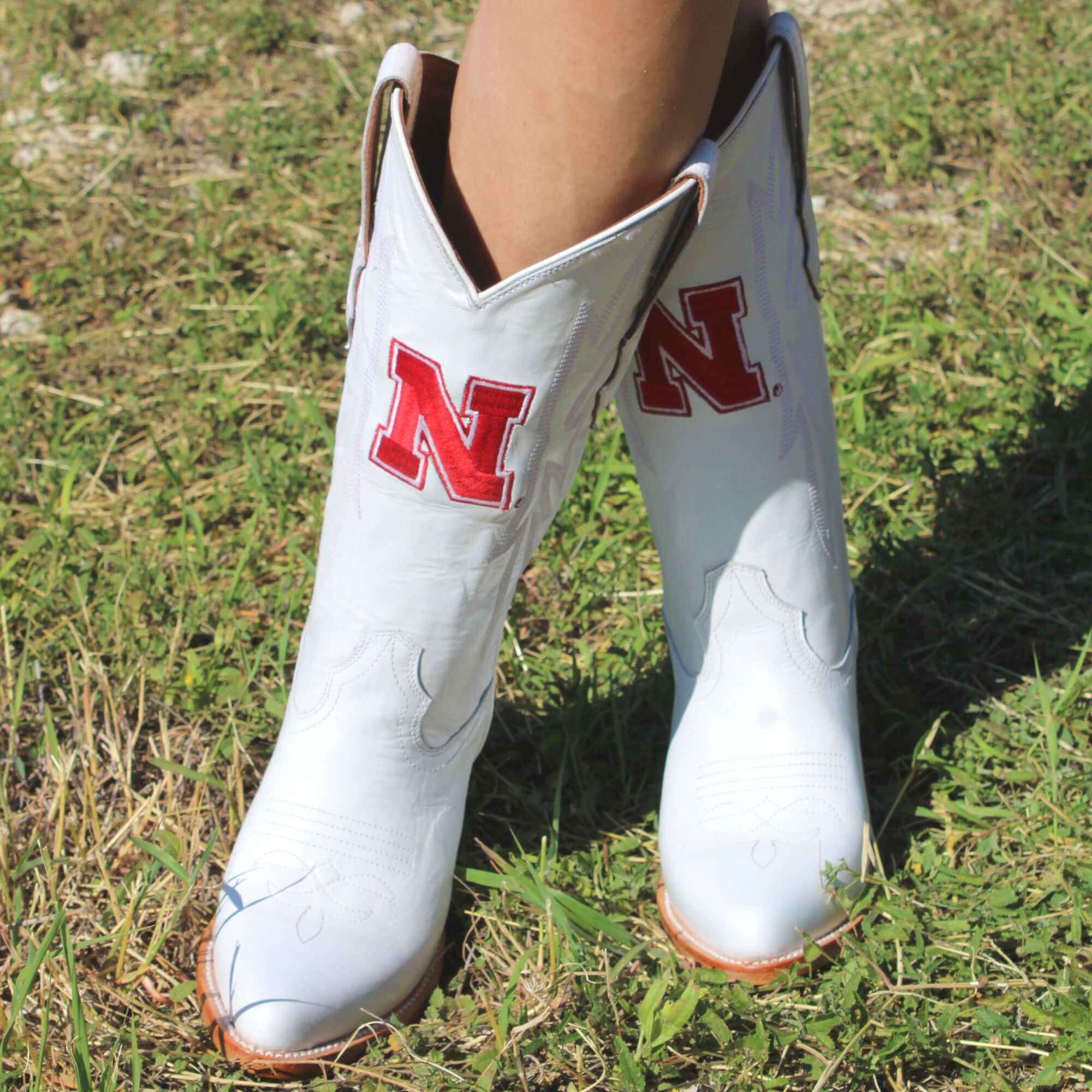 Women's University of Nebraska Cornhuskers All White Pointed Toe Cowgirl Boots Leighton Vaccari University