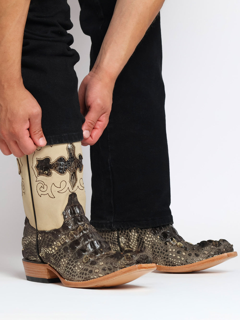 American Alligator Men's Cowboy Boots | Vaccari Boots - Page 2