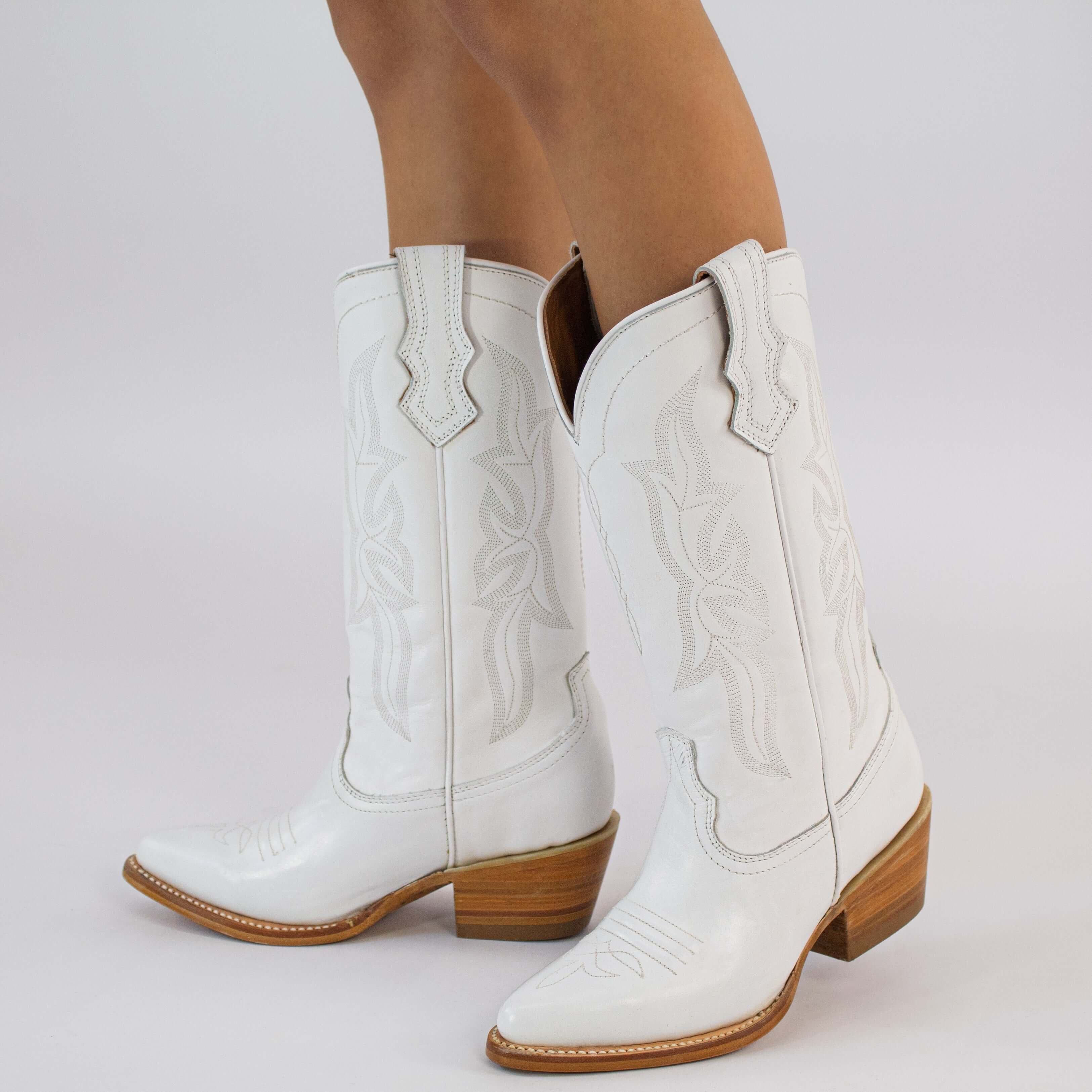 Women's White Cowgirl Boots Quinn by Vaccari Core