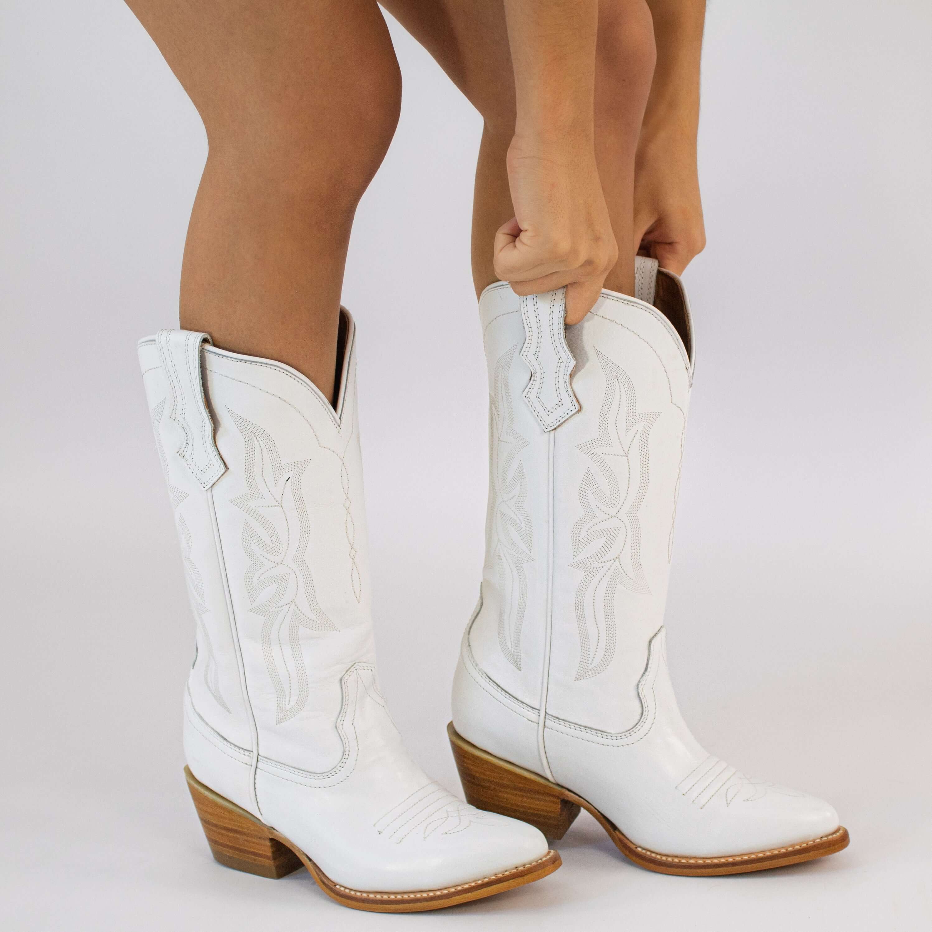 Women's White Cowgirl Boots Quinn by Vaccari Core
