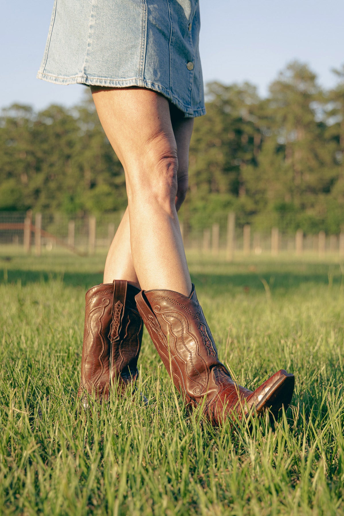 Mocha American Alligator Women's Cowgirl Boots Sophia by Vaccari Core
